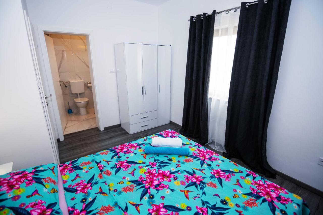 Apartments Samac Sibenik Ngoại thất bức ảnh